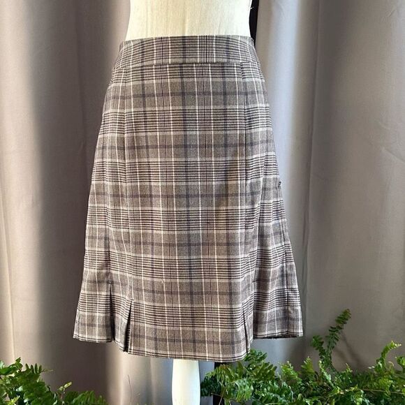 90’s Ninety Box Pleaded Plaid Knee Length Skirt 8 - Picture 2 of 10